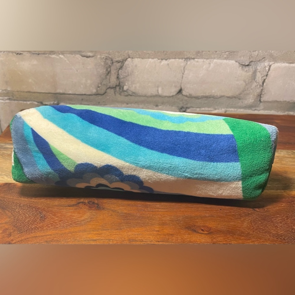Vintage Y2K NWT Juicy Couture Make- Up Bag, Poolside Collection, Terry Cloth - Picture 12 of 12